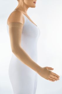 Venosan 7000 Zg H Ccl 2 Long With Hand Part Plain Top Small Beige
